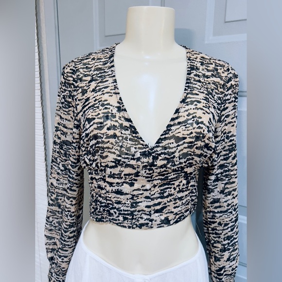 Zara brand size XS Stylish Black and Tan Crop Top - Picture 5 of 8